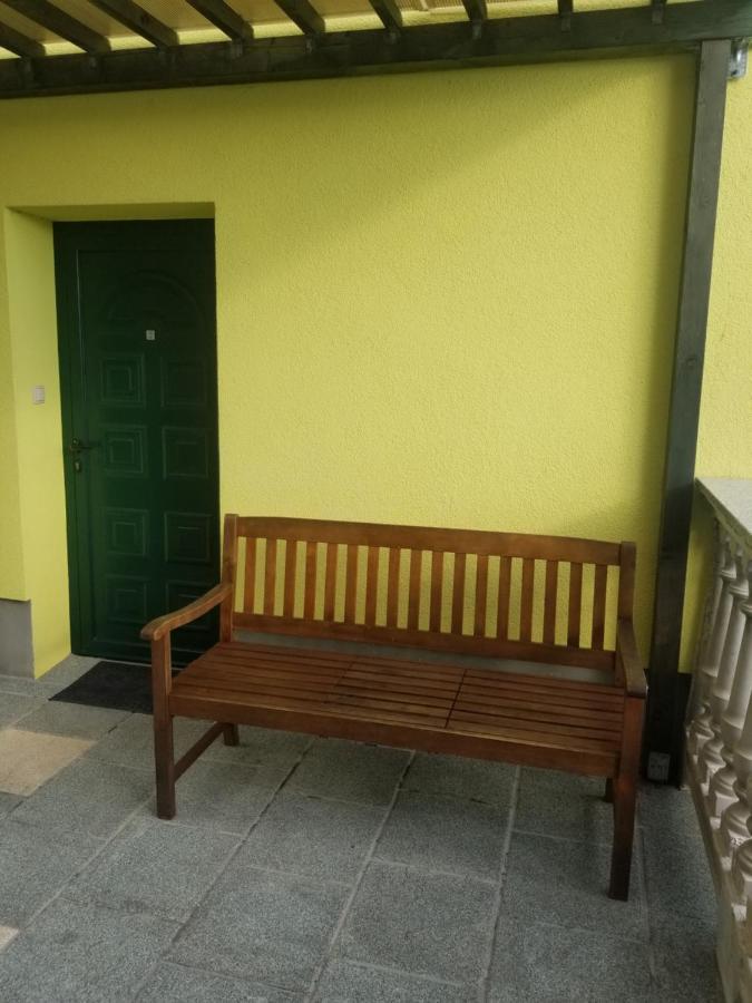 Primavera Omišalj Exteriör bild