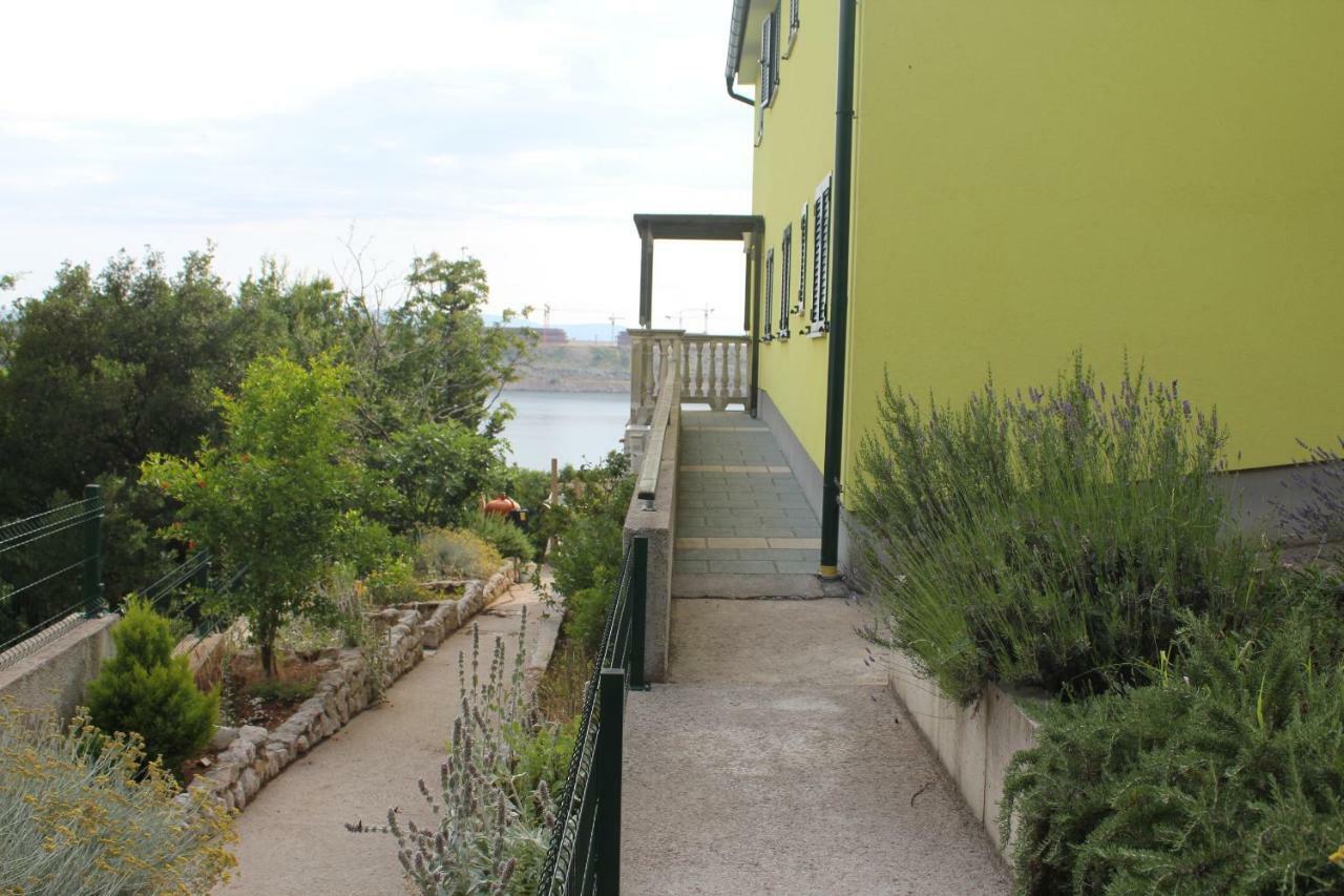 Primavera Omišalj Exteriör bild